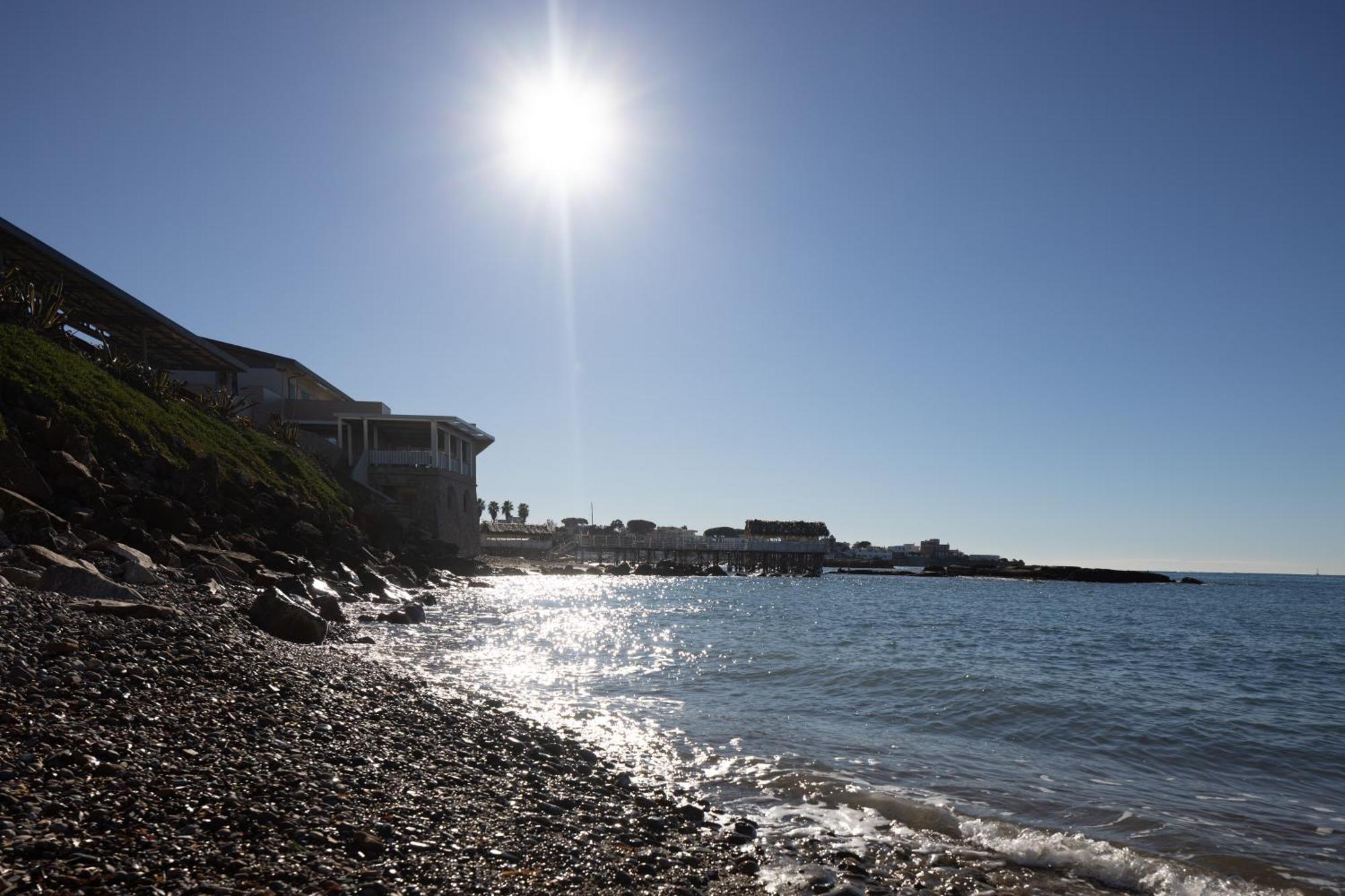 Le Suites Sul Mare Di Esterina Civitavecchia Εξωτερικό φωτογραφία