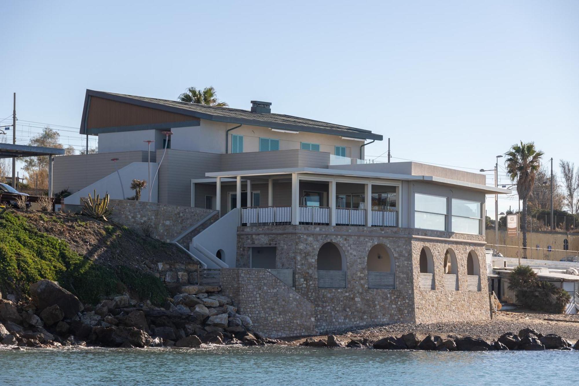 Le Suites Sul Mare Di Esterina Civitavecchia Εξωτερικό φωτογραφία