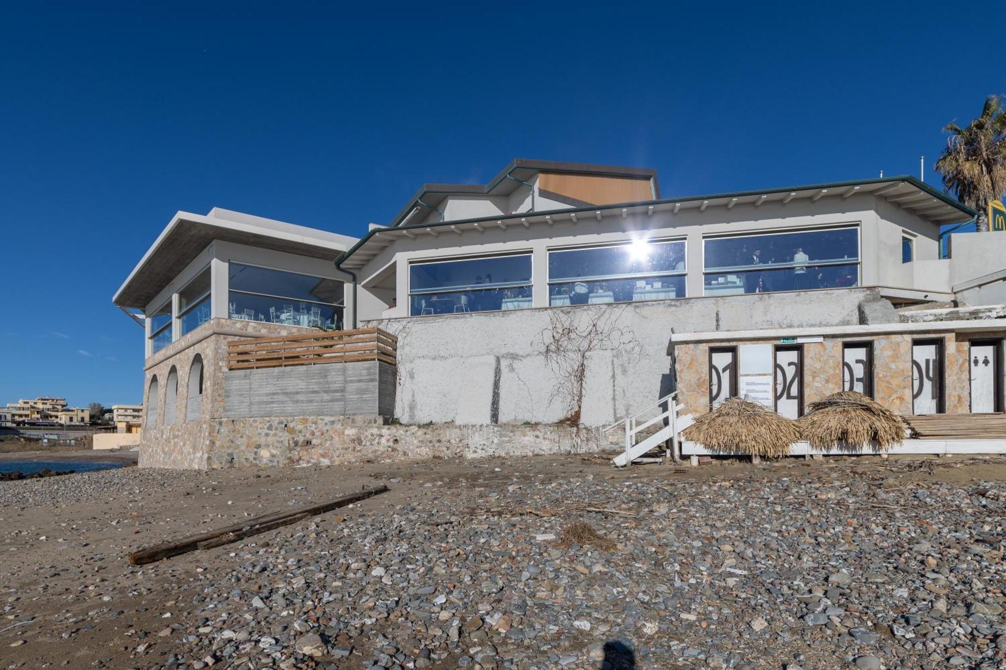 Le Suites Sul Mare Di Esterina Civitavecchia Εξωτερικό φωτογραφία