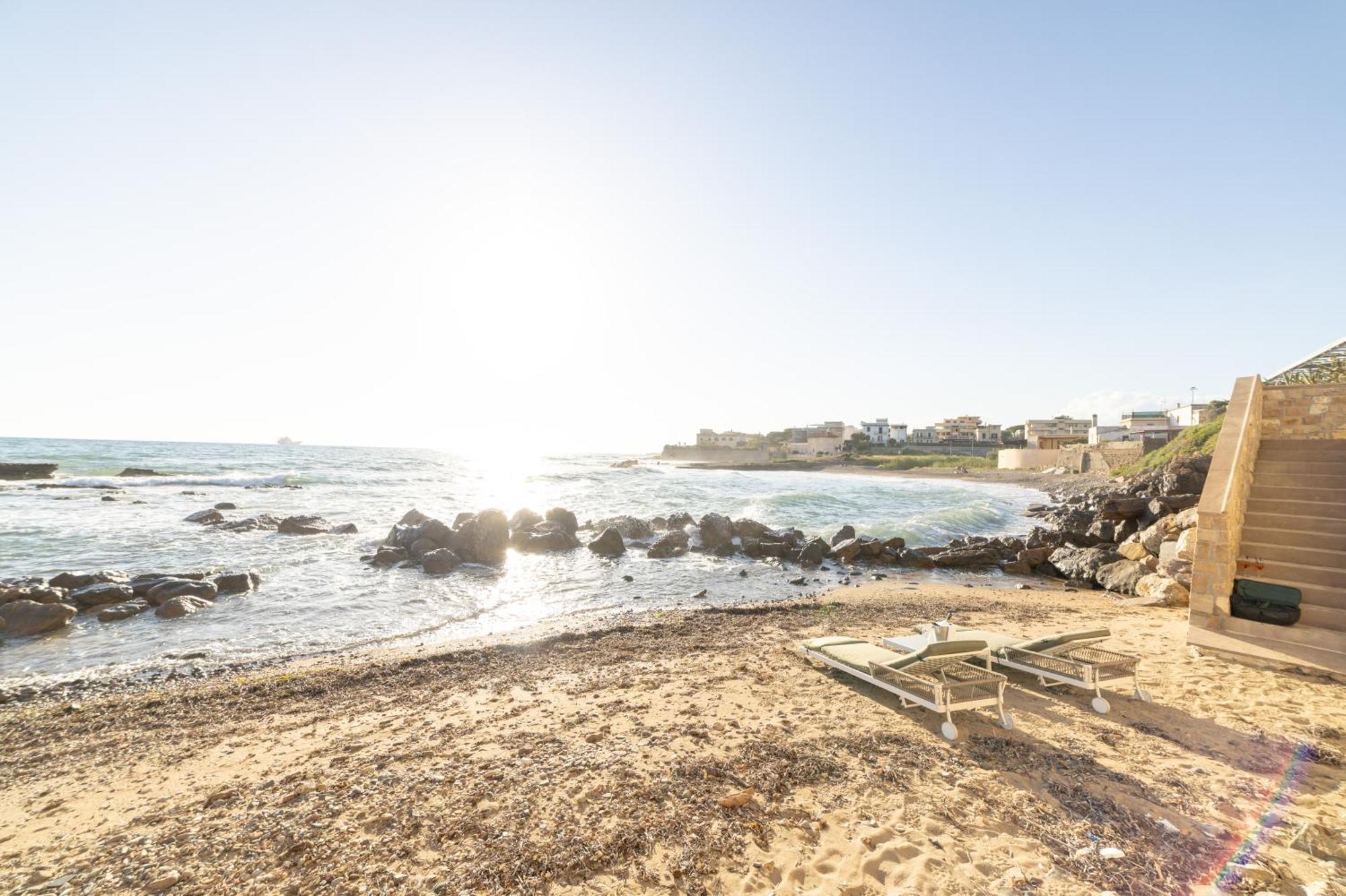 Le Suites Sul Mare Di Esterina Civitavecchia Εξωτερικό φωτογραφία