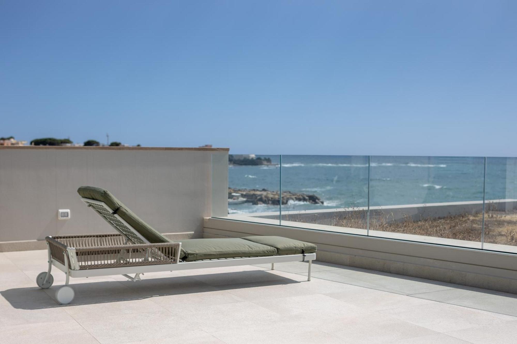 Le Suites Sul Mare Di Esterina Civitavecchia Εξωτερικό φωτογραφία